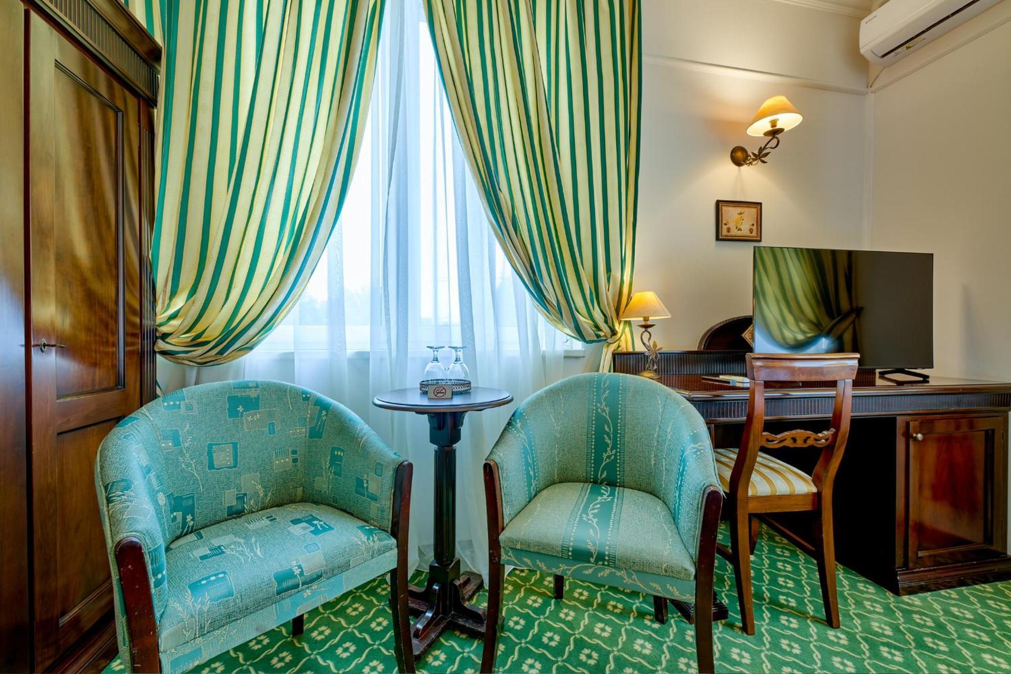 Hotel Classico 티미쇼아라 외부 사진