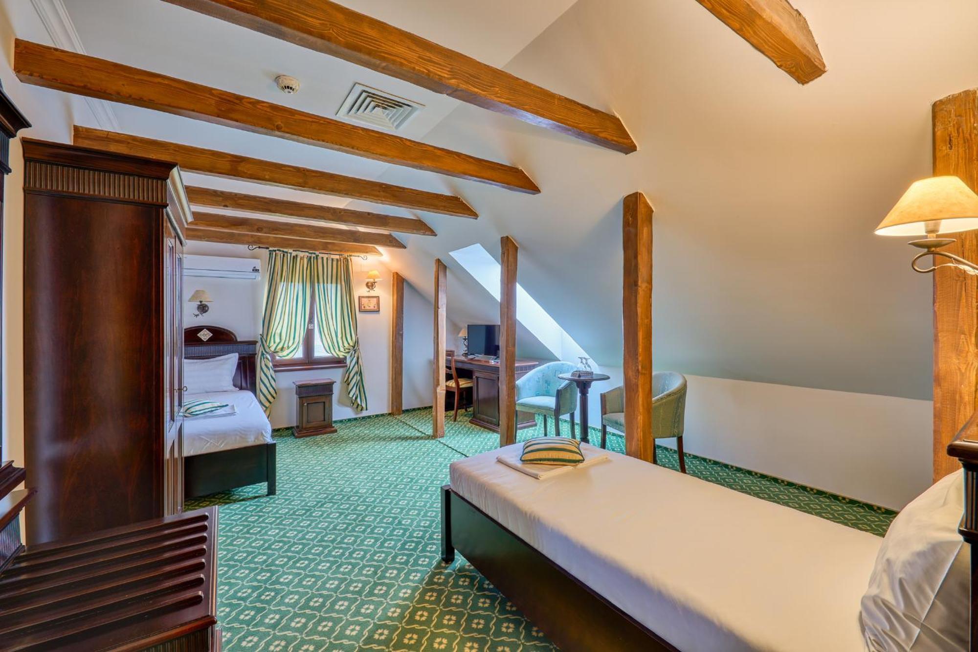 Hotel Classico 티미쇼아라 외부 사진