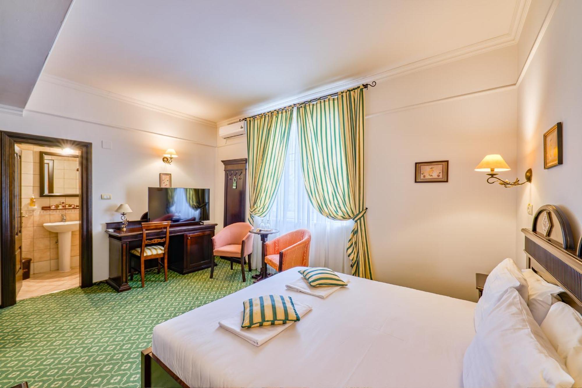 Hotel Classico 티미쇼아라 외부 사진