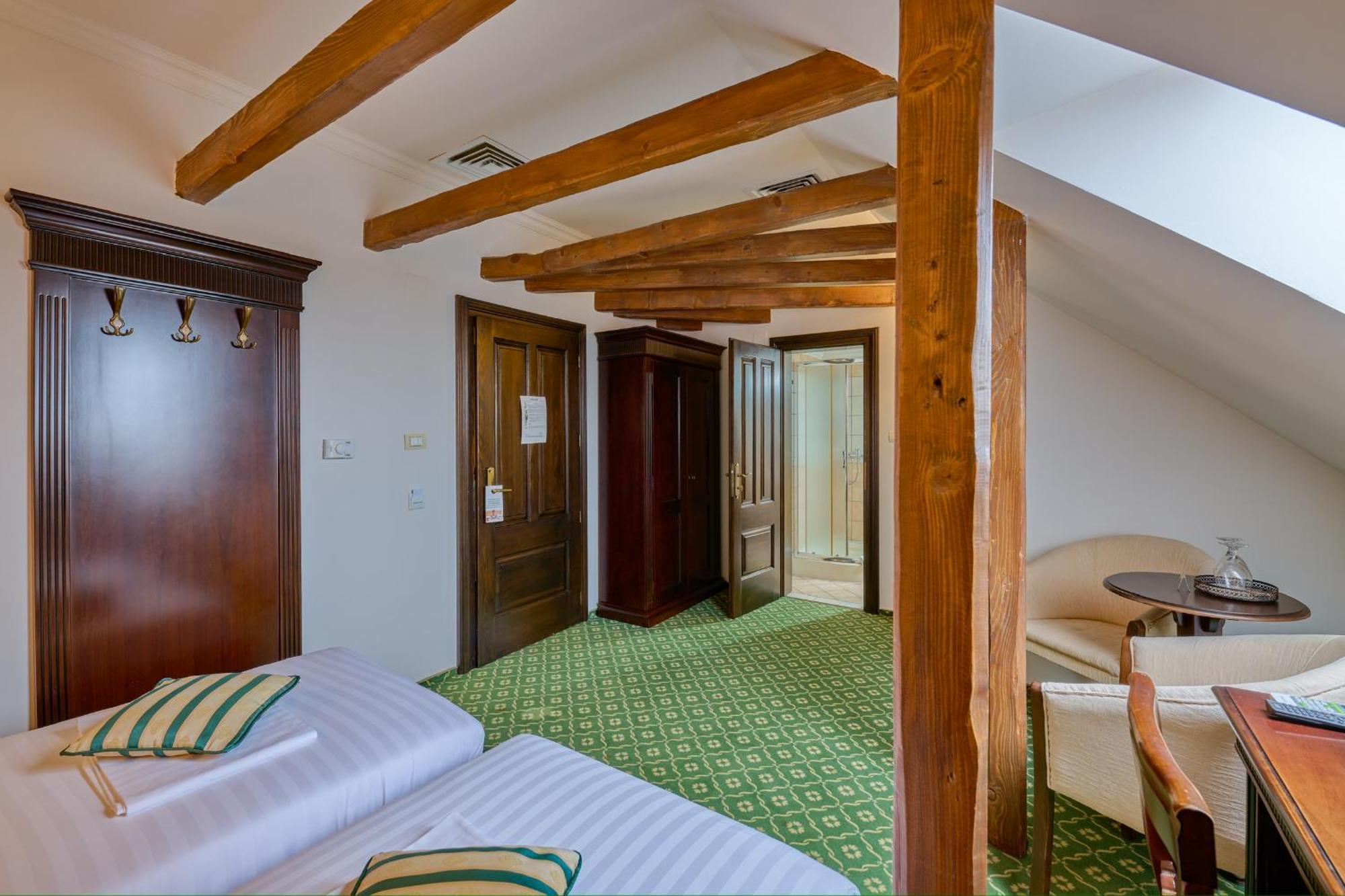 Hotel Classico 티미쇼아라 외부 사진
