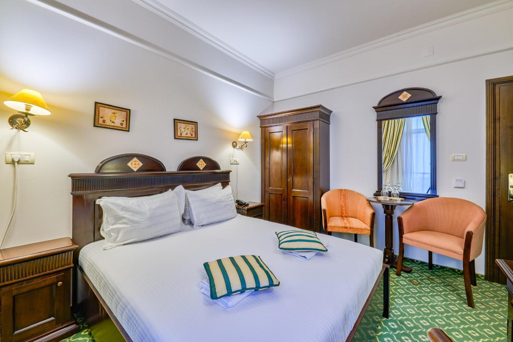 Hotel Classico 티미쇼아라 외부 사진